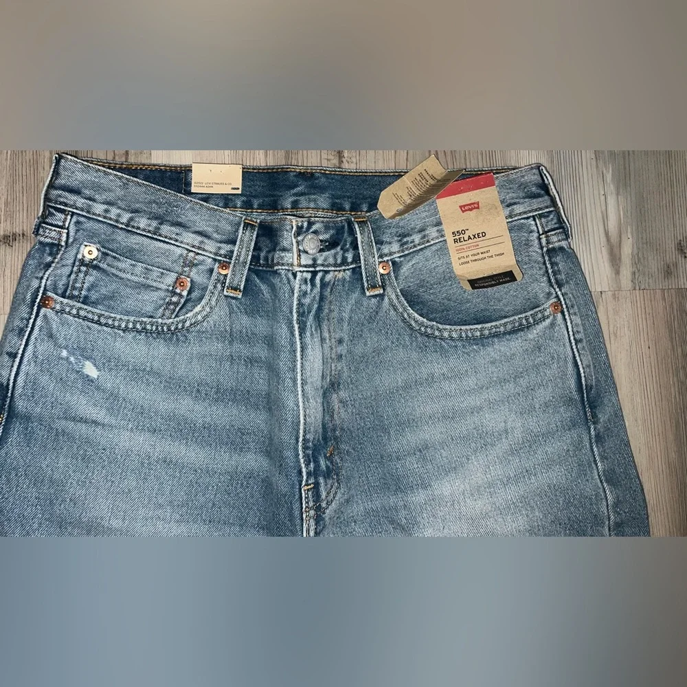 Men’s  Levi’s 550 Relaxed 100% Cotton Loose Fit Jeans 33x30 - Picture 2 of 6